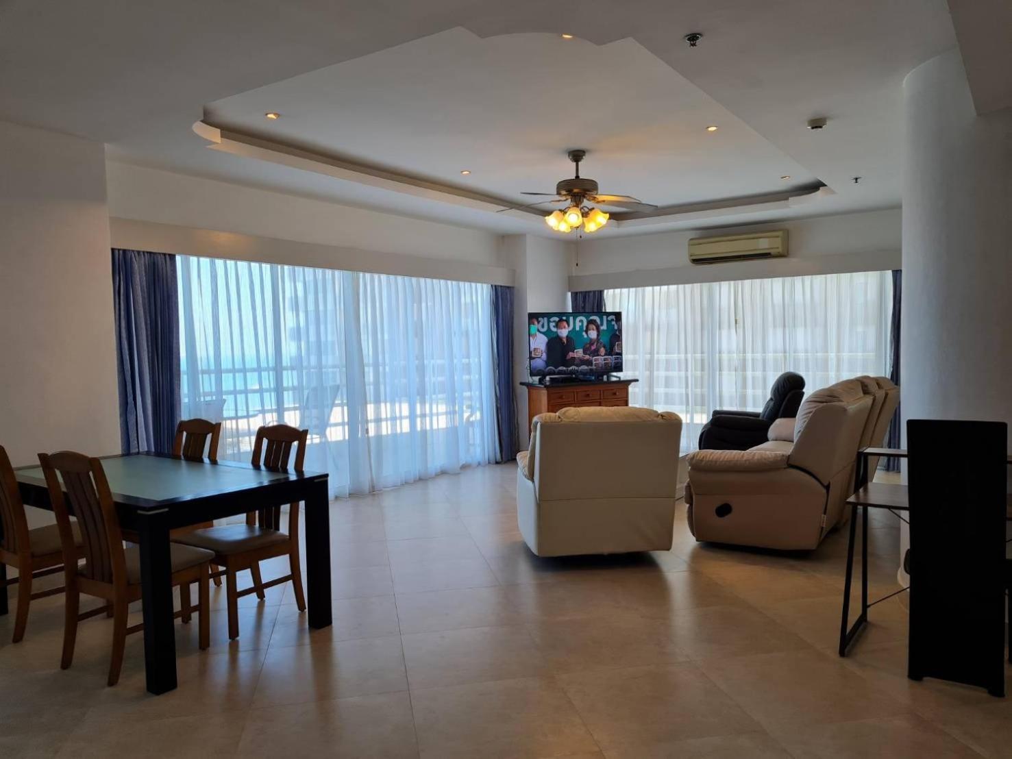 View Talay 6 By Anatolia Apartment Pattaya